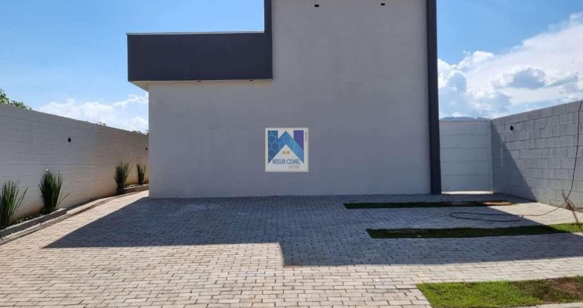 Esta excelente casa térrea à venda é a escolha perfeita para quem busca conforto, praticidade e um ambiente moderno. Com 2 dormitórios, o imóvel oferece um espaço aconchegante e fu