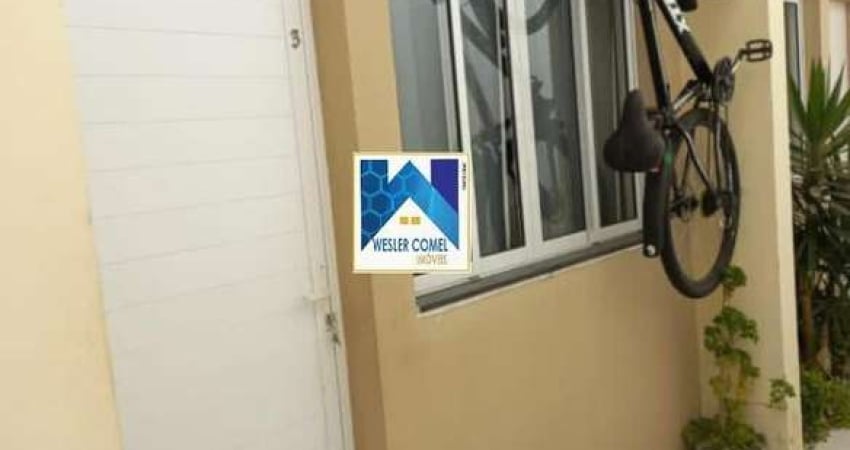 Cômodos:  Lavanderia, 2 dormitórios,1 banheiro, 1 sala, cozinha.  Localizado em condomínio.  Condominio villagio 5 casas