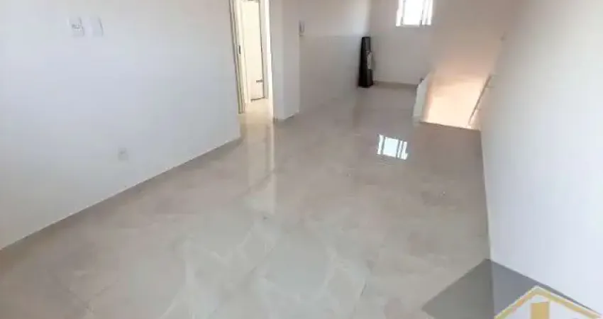 Sobresposta alta à venda na vila ligia com 02 dormitórios e ampla área externa - ref.: 5962