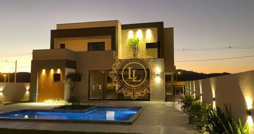 CASA ALTO PADRÃO EM CONDOMÍNIO FECHADO, COM 3 SUÍTES, 360M2 COM PISCINA, CHURRASQUEIRA , CLOSET, JARDIM, HOME OFFICER NO MEZANINO, 4 VAGAS DE GARAGEM