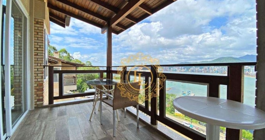 LINDA CASA EM CONDOMÓNIO FECHADO COM VISTA MAR EM ITAPEMA SC