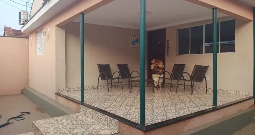 Casa com 2 quartos à venda no Centro, Sertãozinho 