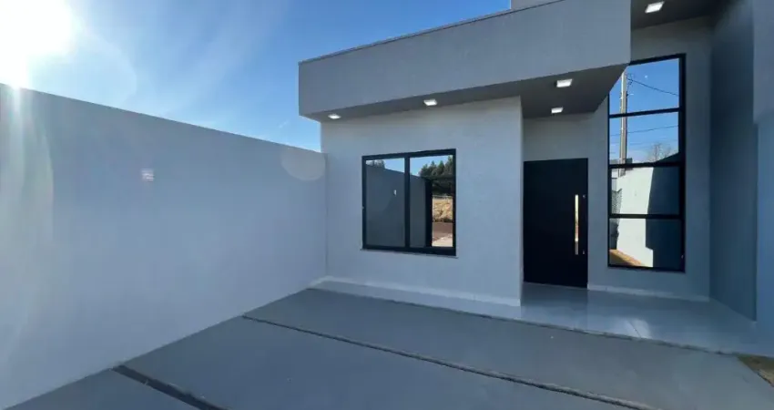 Sua nova casa com sobra de terreno e o espaço que sua família merece