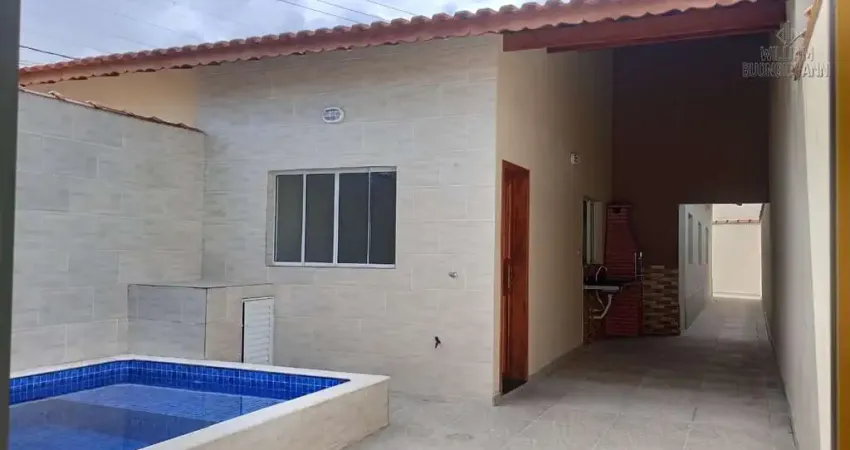 CASA LADO PRAIA EM MONGAGUÁ