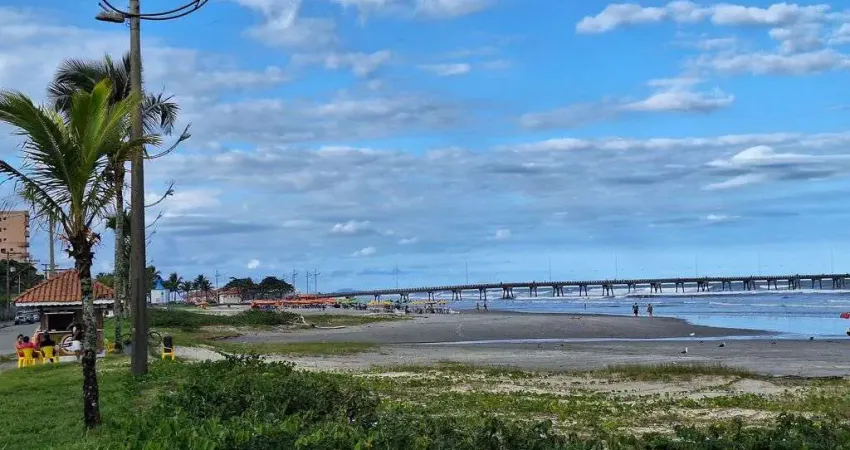 Casa de condômino 3 dormitórios ao lado da Praia em Mongaguá