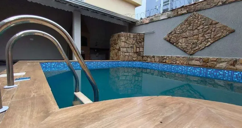 Maravilhosa casa com piscina 2 quartos, 300 metros do mar - apenas r$ 650.000,00