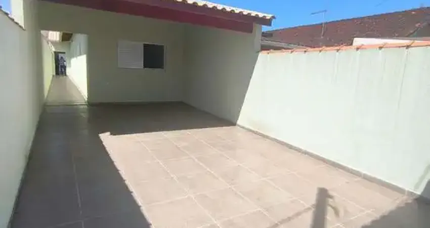 Casa terrea com piscina 4 vagas em mongagua: oportunidade única!