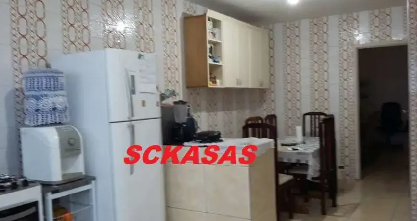 CASA NA REGIÃO CENTRAL