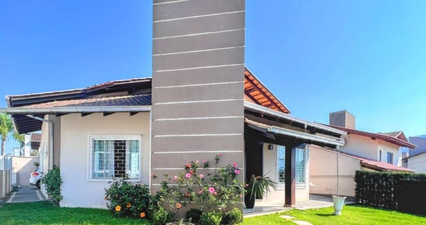 Casa com 3 quartos à venda na Rua Ângelo Júlio Baruffi, Ilha da Figueira, Jaraguá do Sul