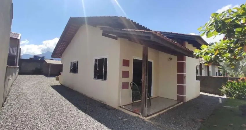 Casa à venda, 3 quartos, sendo 1 suíte, bairro sossego, schroeder/ sc.