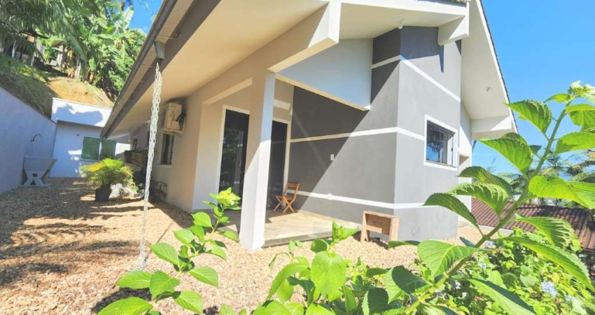 Casa com 3 quartos à venda na Rua Santa Catarina, Czerniewicz, Jaraguá do Sul