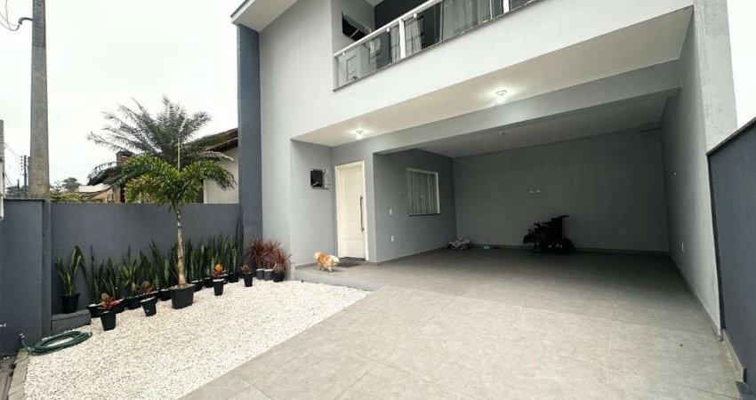 Casa com 3 quartos à venda na Rua Uruguai, Centro, Jaraguá do Sul