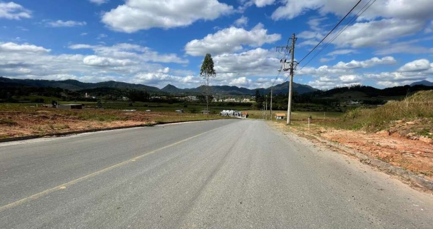 Terreno à Venda em Jaraguá do Sul, 386,78m² àrea total - Três Rios do Norte