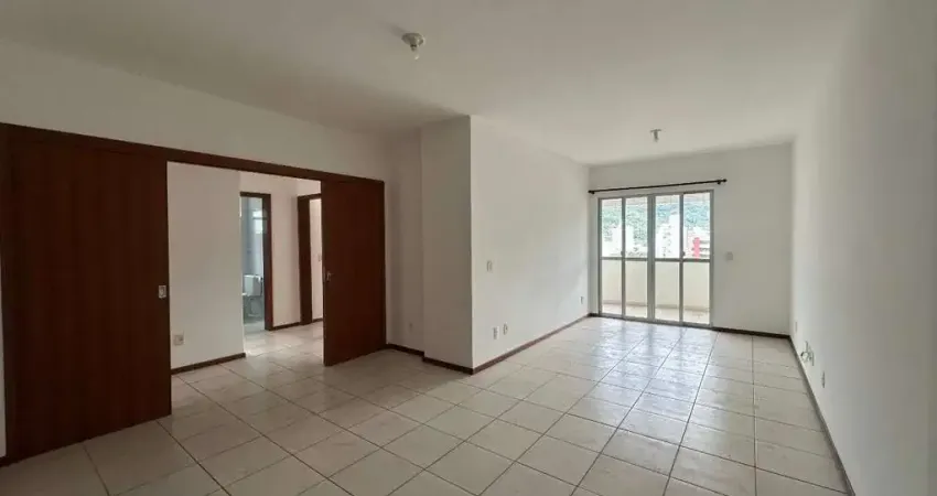 Apartamento à Venda em Jaraguá do Sul com 4 quartos sendo 1 suíte – Bairro Centro