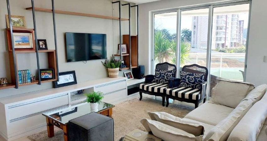 Apartamento com 4 quartos à venda na Piçarras, 60, Centro, Jaraguá do Sul