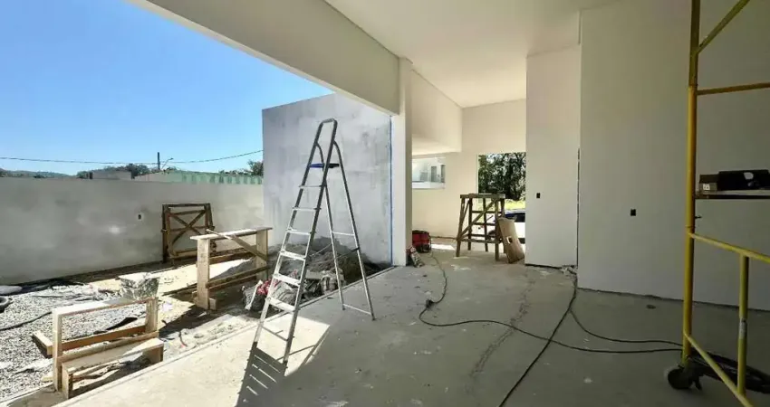 Casa alto padrão, etapa de obra, com 3 dormitórios (1 suíte) em bairro rau, jaraguá do sul