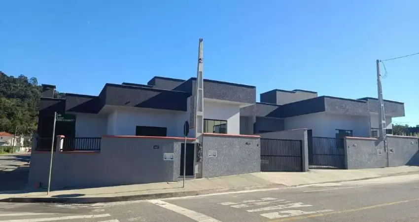 Geminado residencial 2 qs | 1 suíte | jaraguá do sul (barra do rio cerro)