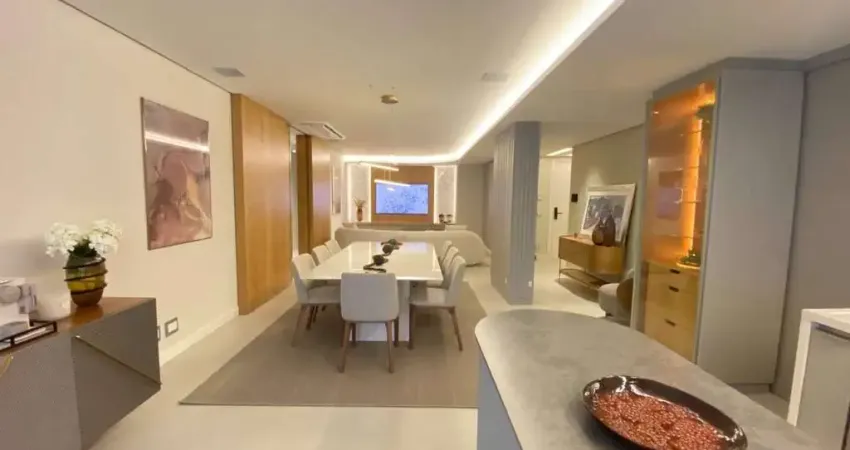 Apartamento de 219 m² com 3 suítes, 2 vagas no centro de jaraguá do sul