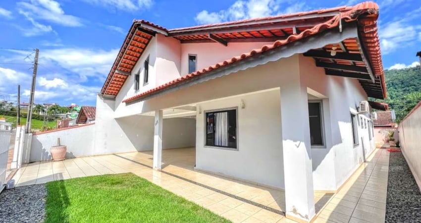 Casa com 3 quartos à venda na Rua Horácio Pradi, Jaraguá Esquerdo, Jaraguá do Sul
