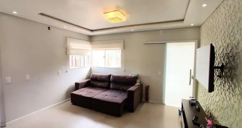 Casa à Venda em Jaraguá do Sul com 3 quartos sendo 1 suíte – Bairro Ilha da Figueira