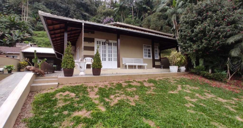 Casa com 4 quartos à venda na Rua Expedicionário Rudi Hornburg, Vieiras, Jaraguá do Sul