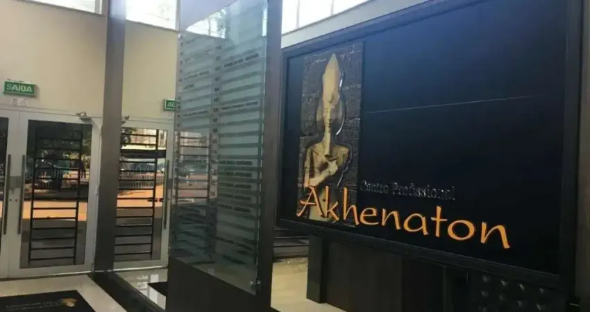 Sala comercial com 1 sala à venda na Rua Washington Luiz, 1010, Centro Histórico, Porto Alegre