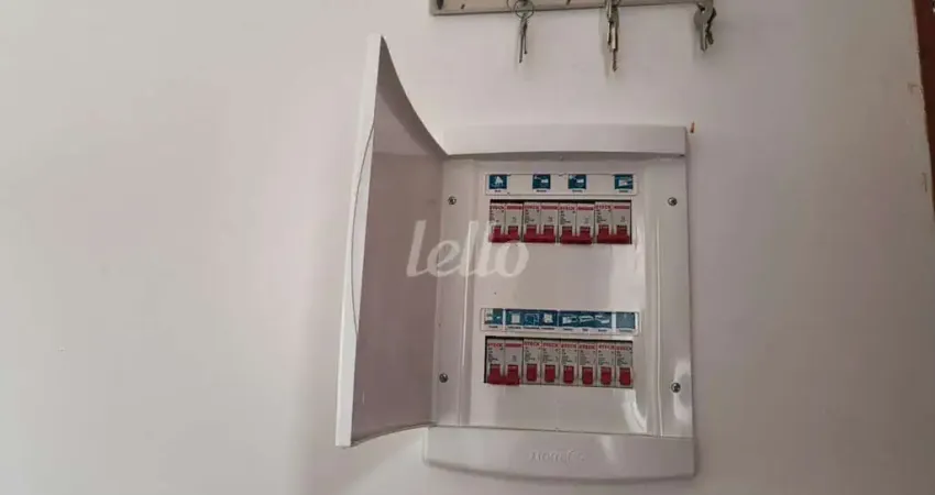 Casa com 2 quartos para alugar na Rua Enta, --, Alto da Mooca, São Paulo