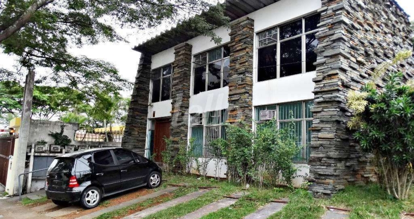 Casa comercial com 10 salas para alugar na Avenida Indianópolis, --, Indianópolis, São Paulo