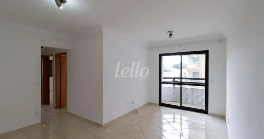 Apartamento com 3 quartos para alugar na Rua Campo Largo, --, Vila Bertioga, São Paulo