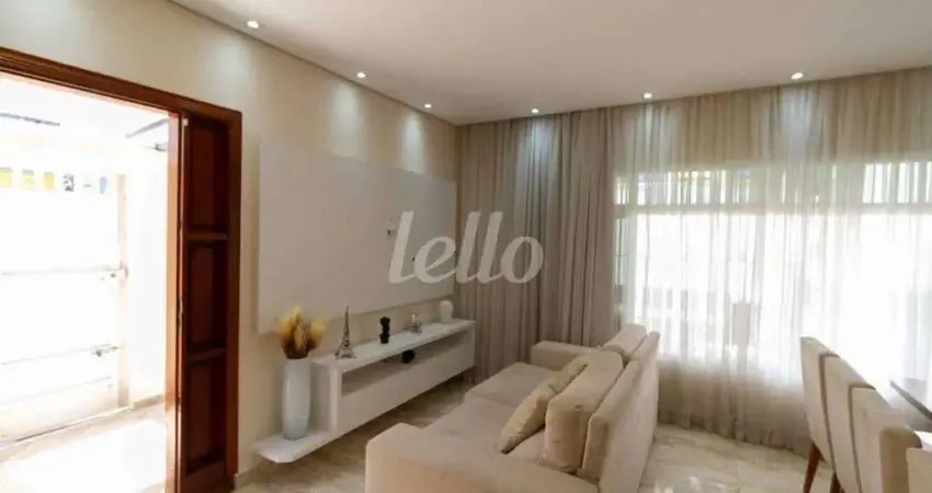 Casa com 4 quartos para alugar na Rua Antônio Macedo, --, Parque São Jorge, São Paulo