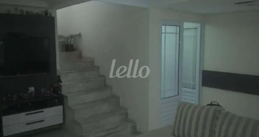Casa com 3 quartos para alugar na Rua General Irulegui Cunha, --, Vila Independência, São Paulo