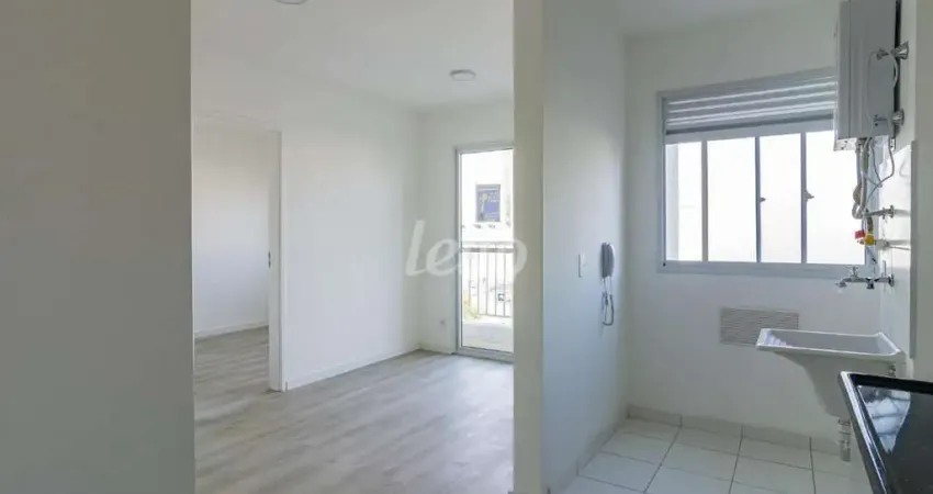 Apartamento com 2 quartos para alugar na Avenida Santa Marina, --, Água Branca, São Paulo