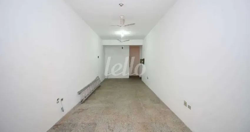 Prédio para alugar na Rua Doutor César, --, Santana, São Paulo