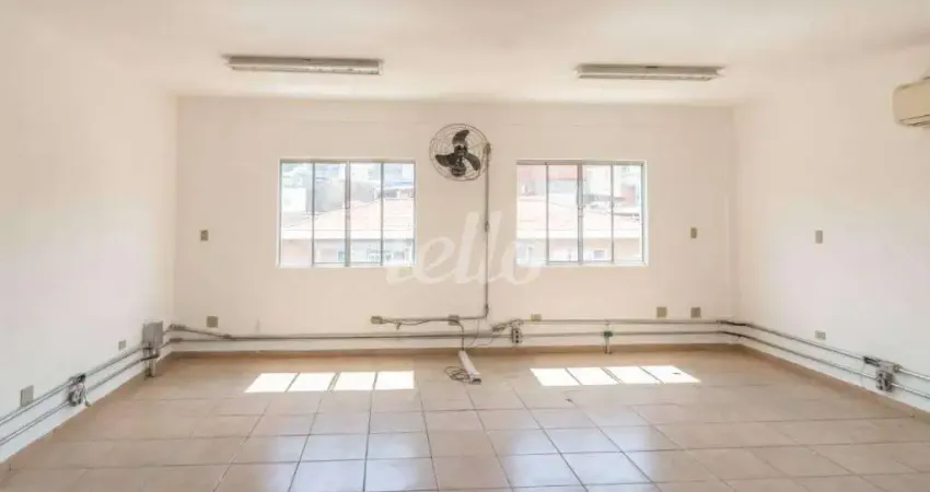 Ponto comercial com 4 salas para alugar na Avenida Itaberaba, --, Itaberaba, São Paulo