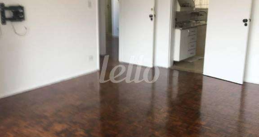 Apartamento com 3 quartos para alugar na Rua Aureliano Coutinho, --, Vila Buarque, São Paulo