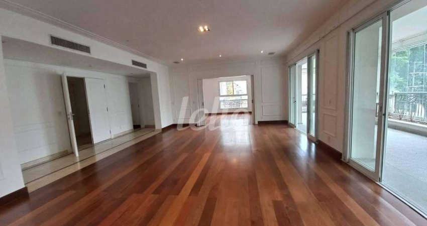 Apartamento com 4 quartos para alugar na Rua Peixoto Gomide, --, Jardim América, São Paulo