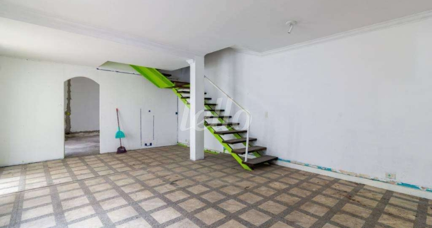 Casa comercial com 3 salas para alugar na Rua Cardoso de Almeida, --, Sumaré, São Paulo