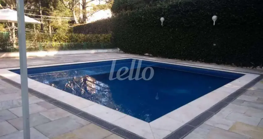 Casa com 4 quartos para alugar na Rua Padre José Griecco, --, Cidade Jardim, São Paulo