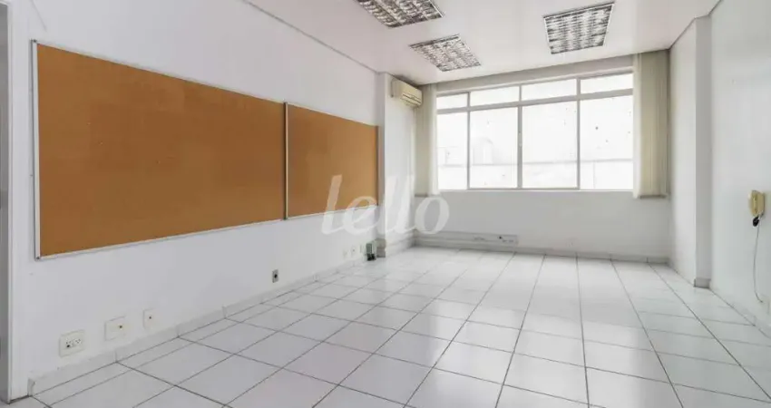Sala comercial com 3 salas para alugar na Avenida Rebouças, --, Pinheiros, São Paulo