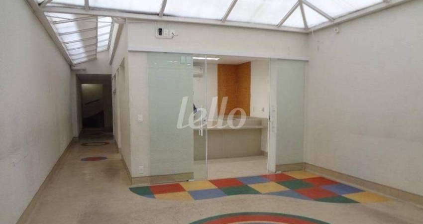 Casa comercial com 1 sala para alugar na Rua Atlântica, --, Jardim do Mar, São Bernardo do Campo