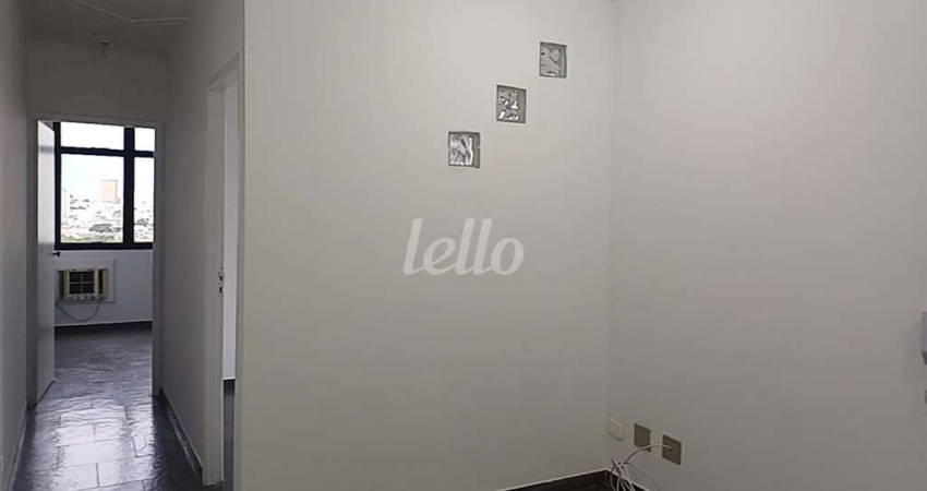 Sala comercial com 3 salas para alugar na Avenida Dom Pedro II, --, Campestre, Santo André