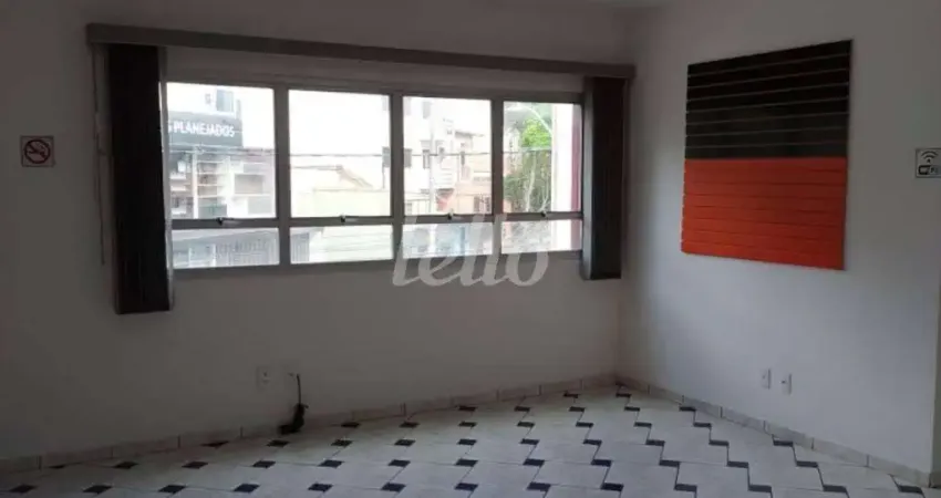 Sala comercial com 1 sala para alugar na Rua José Lins do Rego, --, Vila Valparaíso, Santo André