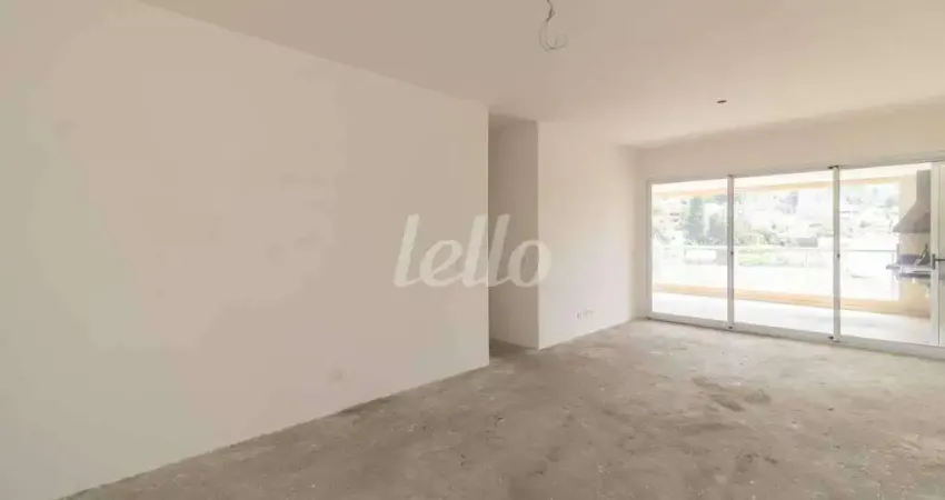 Apartamento com 4 quartos para alugar na Rua Pedro, --, Vila Albertina, São Paulo