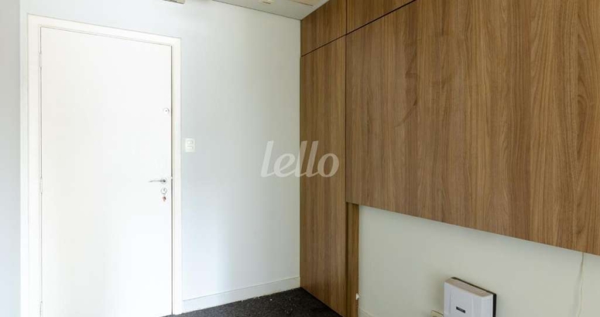 Sala comercial com 1 sala para alugar na Rua Comendador Miguel Calfat, --, Itaim Bibi, São Paulo