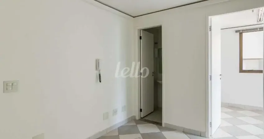 Sala comercial com 2 salas para alugar na Rua Alvorada, --, Vila Olímpia, São Paulo