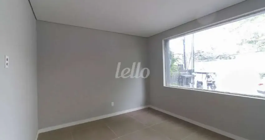 Casa comercial com 6 salas para alugar na Rua Groenlândia, --, Jardim América, São Paulo