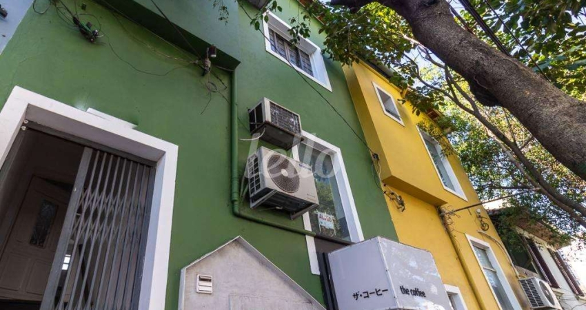 Casa comercial com 6 salas para alugar na Rua Oscar Freire, --, Pinheiros, São Paulo