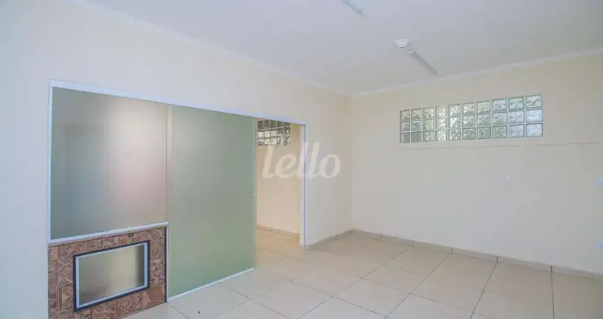 Casa comercial com 1 sala para alugar na Trv. PIRES, --, Vila Pires, Santo André