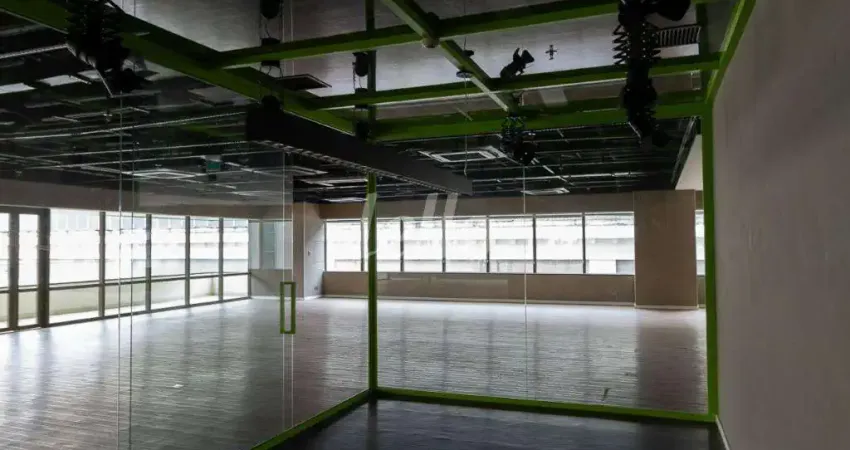 Sala comercial com 3 salas para alugar na Rua Fidêncio Ramos, --, Vila Olímpia, São Paulo