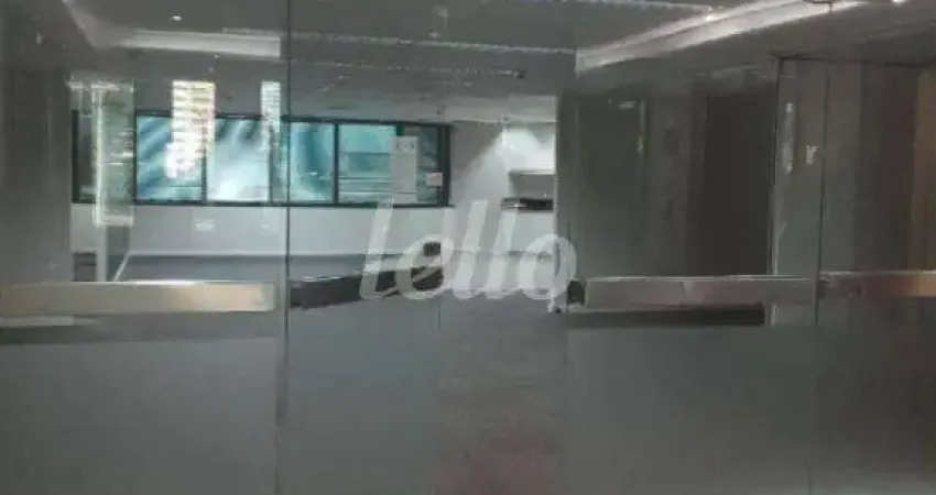 Sala comercial com 5 salas para alugar na Avenida Eusébio Matoso, --, Pinheiros, São Paulo